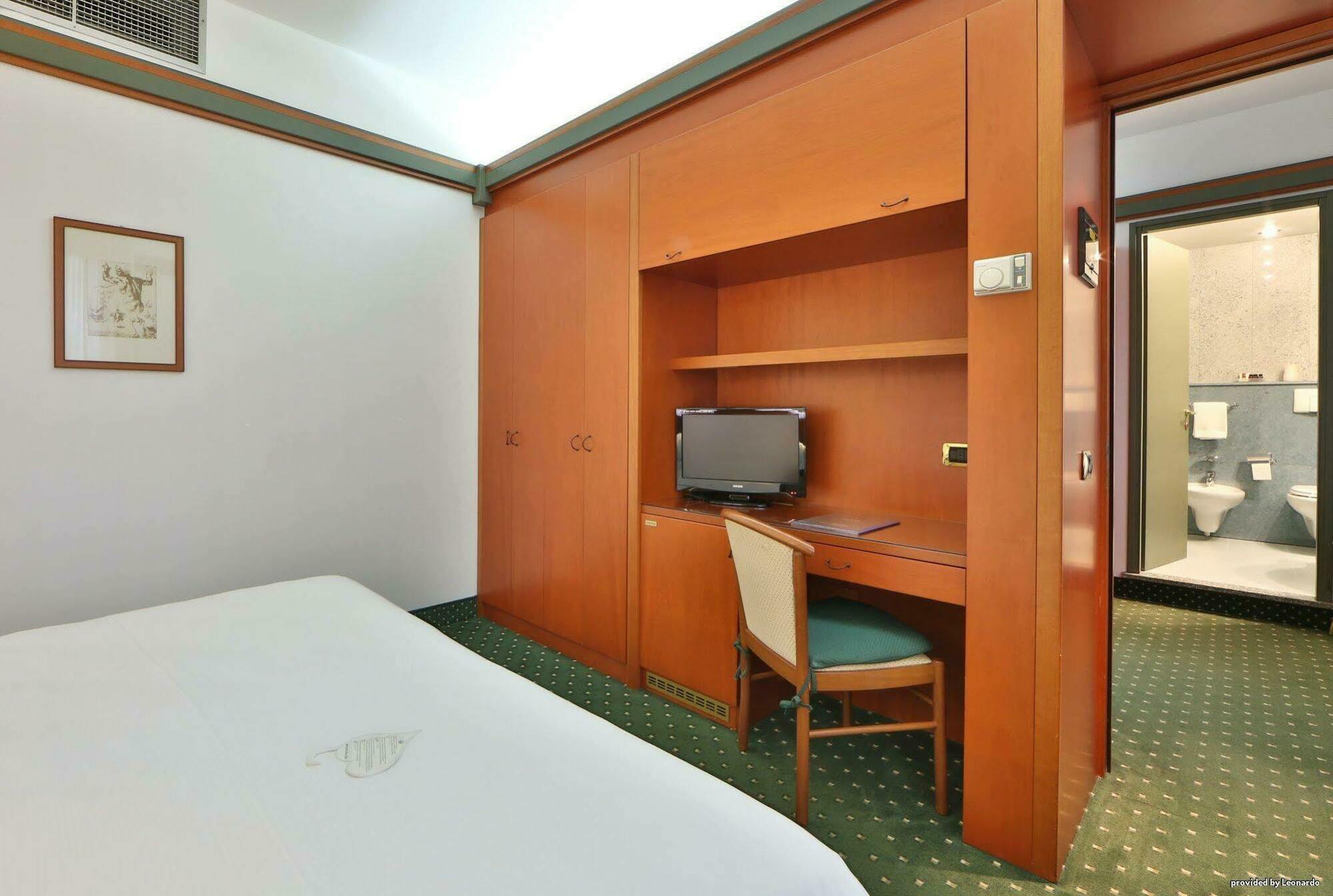 Jet Hotel, Sure Hotel Collection By Best Western Gallarate Luaran gambar